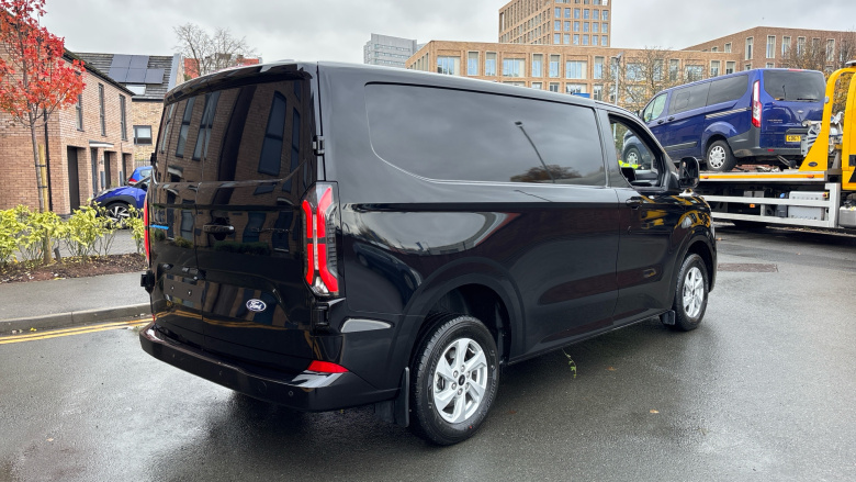 Ford Transit Custom E-320 L1 Rwd 100kW 65kWh H1 Van Limited Auto